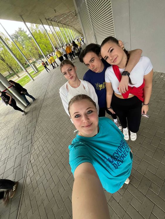 Az emberi méltóságért