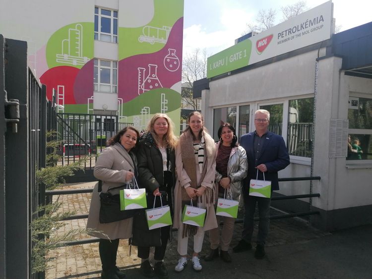 A Duális Képzés Nemzetközi Példája a Vegyiben
